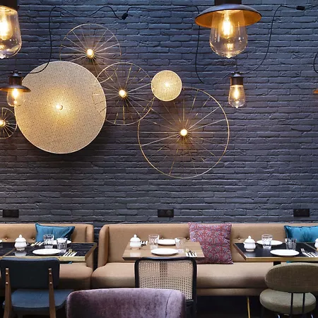 Maison 46 Hotel 3*